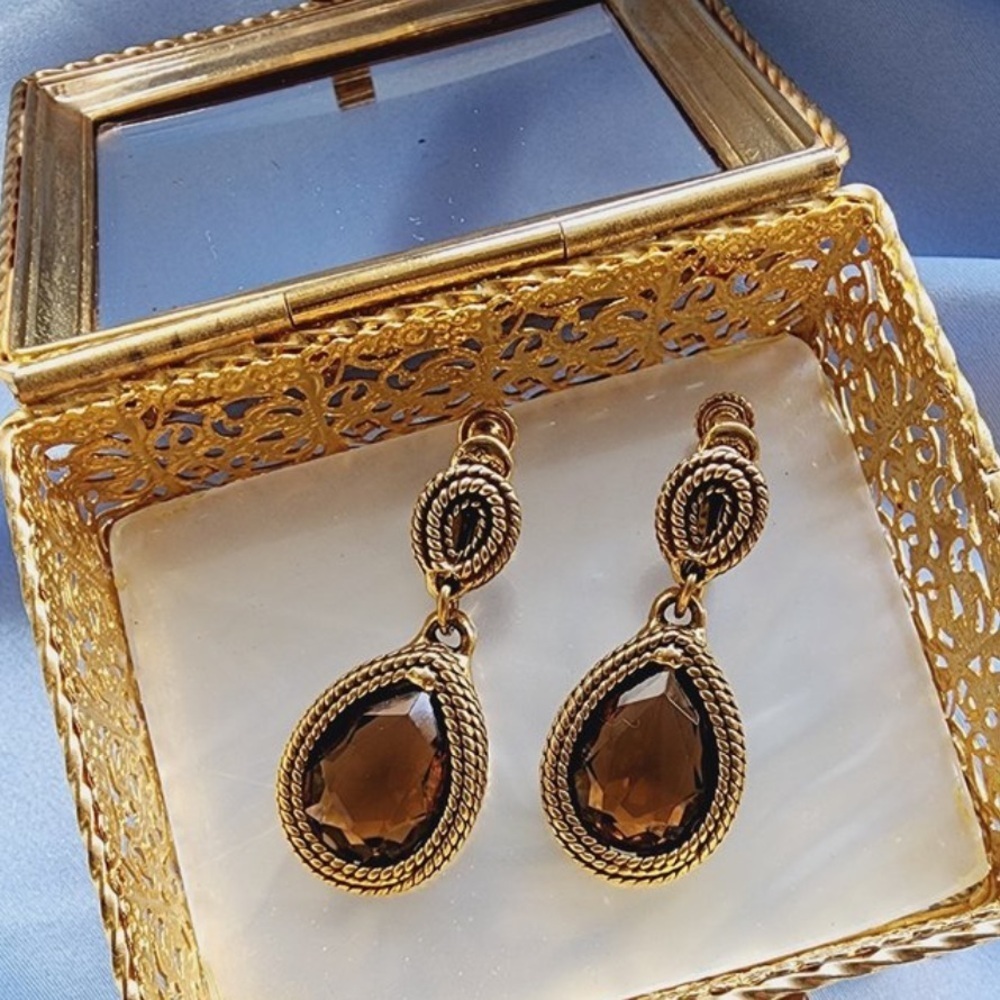 American Western Vintage Gold Pear Shape Amber Drop Clip Earrings